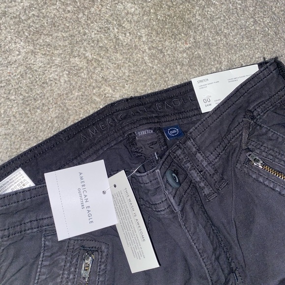 Low Rise Cargo Pants - Picture 3 of 5